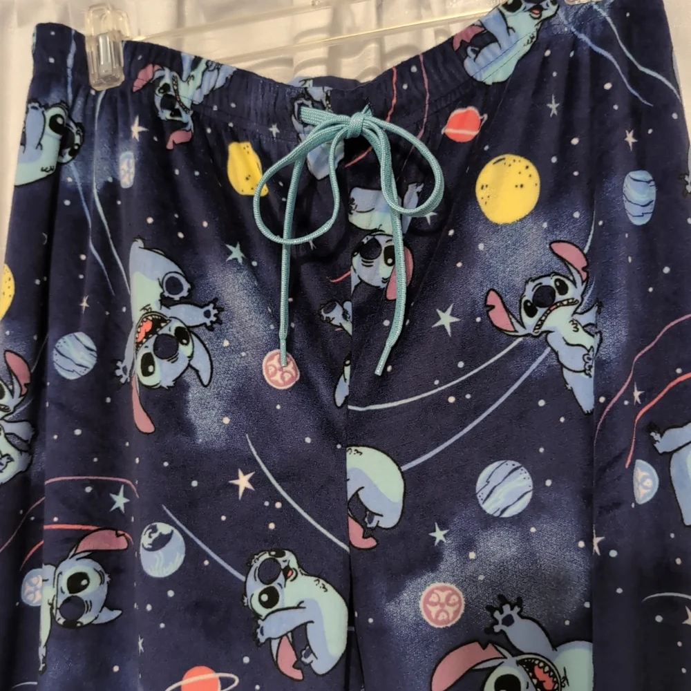 Disney Lilo & Stitch Women's 3X Velour‎ Super Soft Space Pajama Pants Pockets